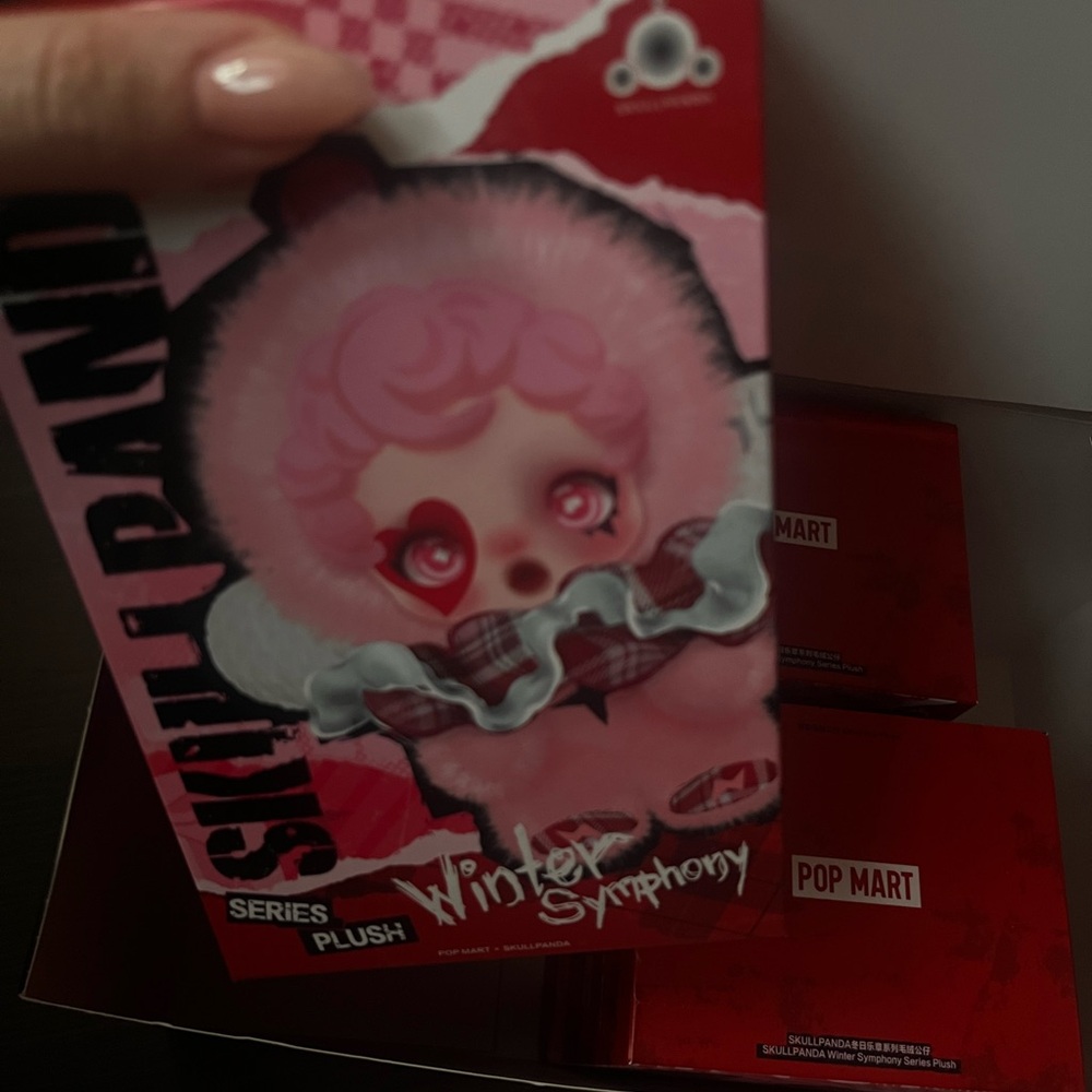 Pop Mart Winter Symphony Plush- ode to cocoa - Picture 2 of 4